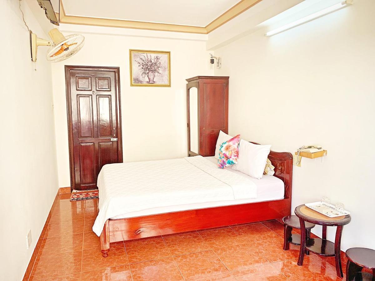 Anh Minh - Manchester Hotel Nha Trang Buitenkant foto